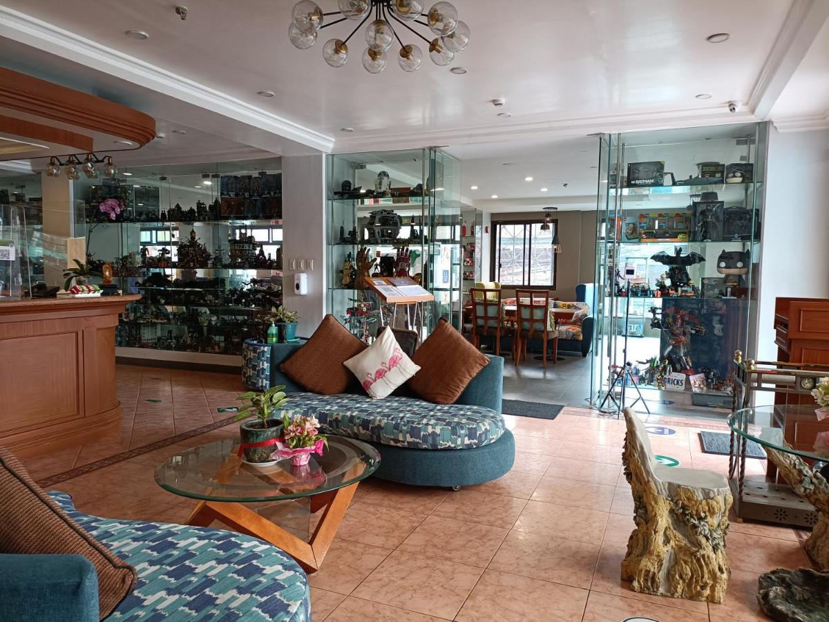 The Golden Pine Hotel Baguio City Exterior photo