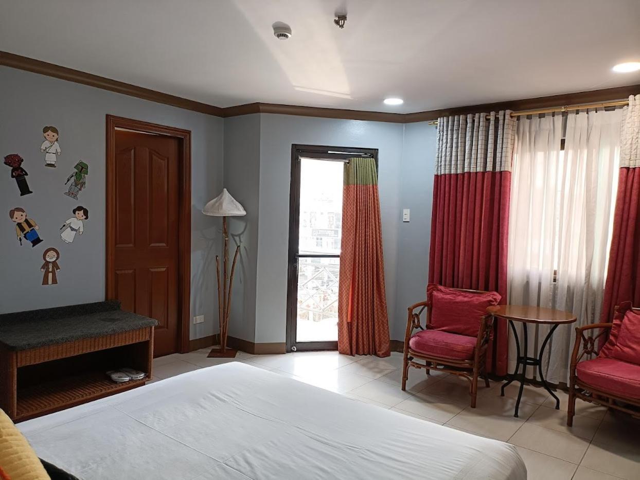 The Golden Pine Hotel Baguio City Exterior photo